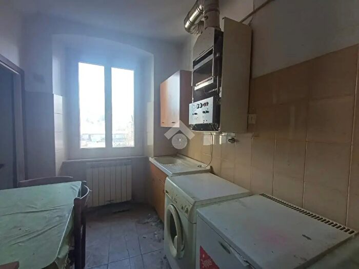 Appartamento trilocale in vendita in Via Grottin, Busalla