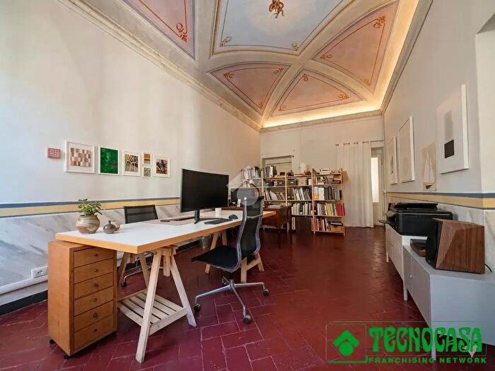 Appartamento quadrilocale in vendita in Via Mazzini, Sarzana