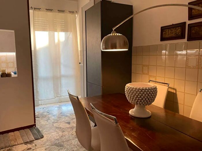Appartamento con 5 locali in affitto in Sarzana