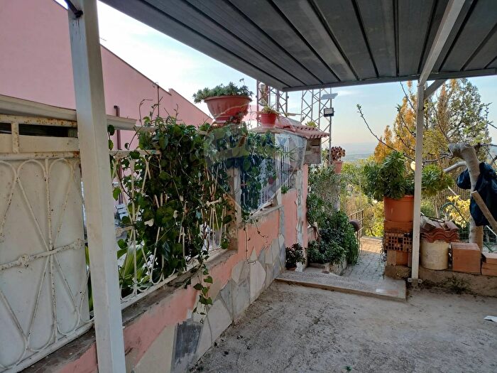 Casa con 6 locali in vendita in Quattro Cappelle a, Chiaramonte Gulfi