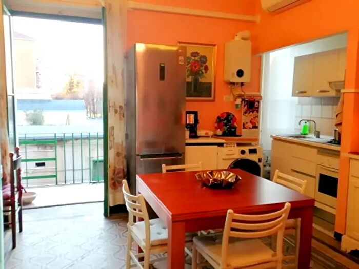 Appartamento bilocale in affitto in Via San Glicerio, Milano