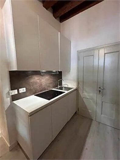 Appartamento trilocale in vendita in Venezia