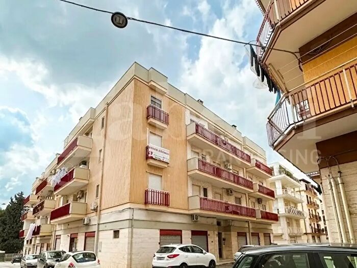 Appartamento in vendita in Zona Via Gravina, Corato