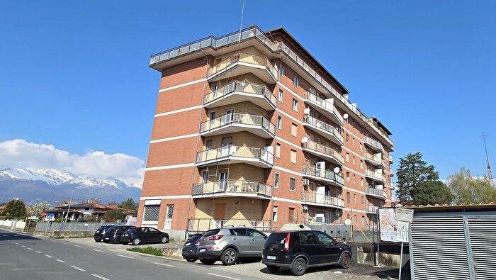 Appartamento bilocale in vendita in Via Edmondo De Amicis Ponderano Biella Piemonte Italia, Ponderano
