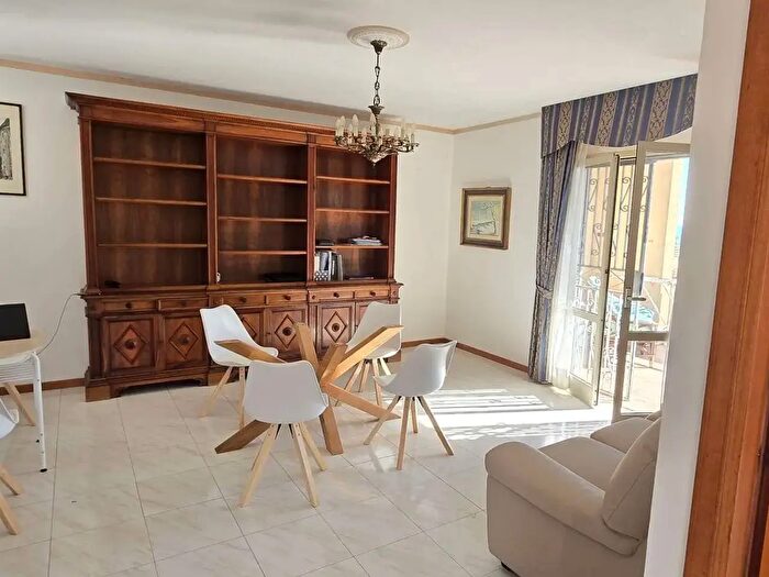 Appartamento con 5 locali in affitto in Via del Righitello, Perugia