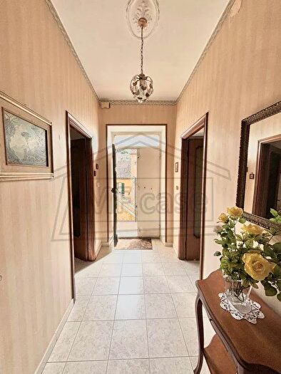 Casa quadrilocale in vendita in Via di Cellere Ischia di Castro, Ischia Di Castro