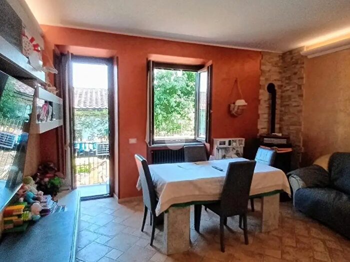 Appartamento trilocale in vendita in Viale Giovanni XXIII, San Vito Romano