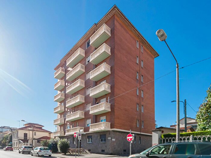 Appartamento trilocale in vendita in Via Minghetti, Collegno