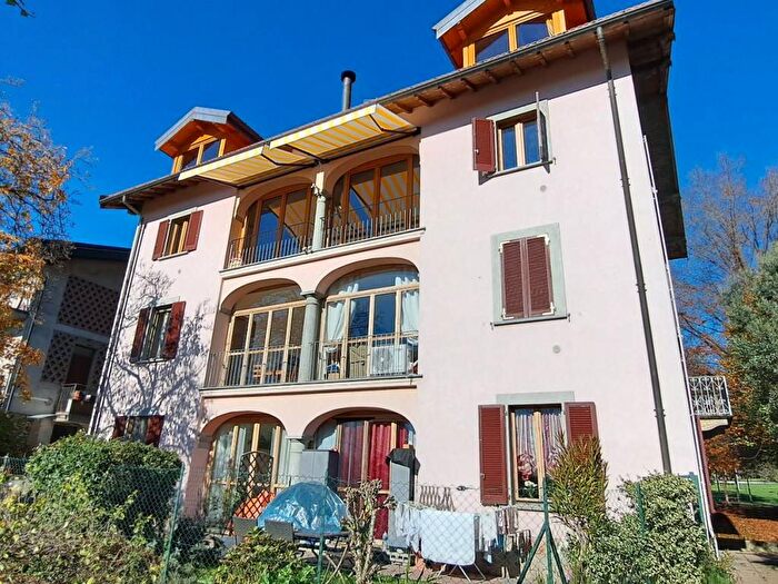 Appartamento trilocale in affitto in Via San Lorenzo, Cantello