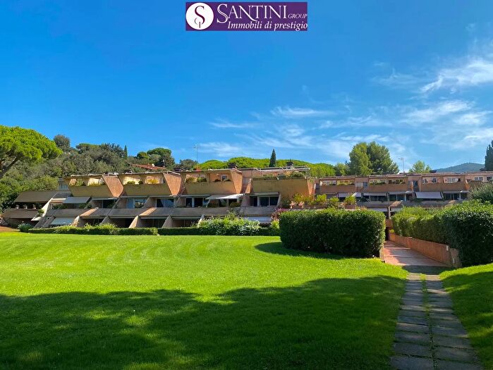 Appartamento con 5 locali in vendita in Castiglione Della Pescaia