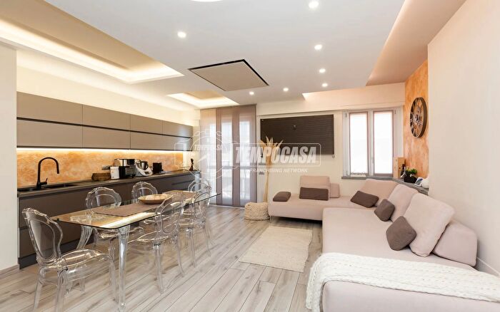 Appartamento trilocale in vendita in Via Marene, Fossano