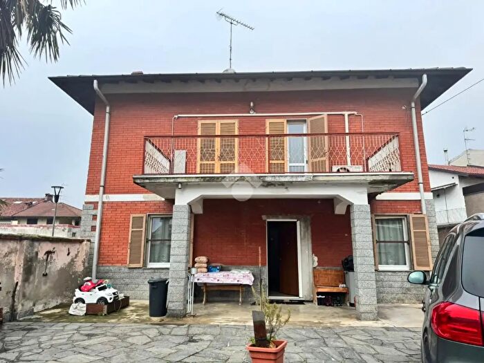 Casa trilocale in vendita in Via XX Settembre, Nibbiola