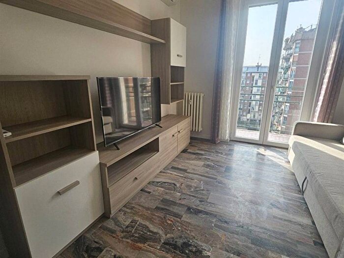 Appartamento bilocale in affitto in primule, Lorenteggio, Milano