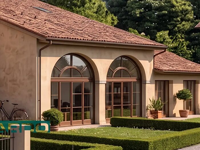 Casa con 6 locali in vendita in Riese Pio X