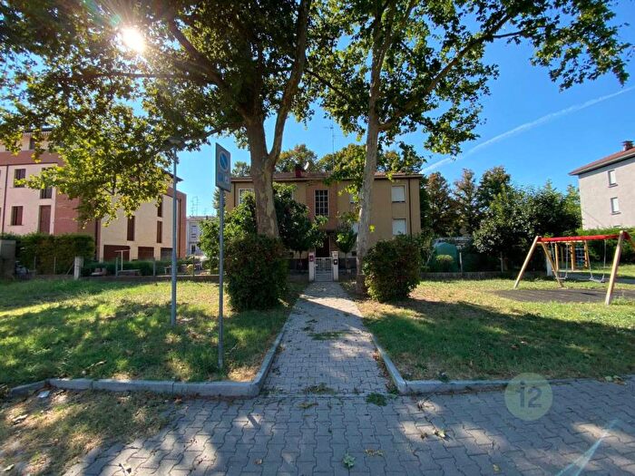 Appartamento trilocale in affitto in Via Carlo Lugli, Ospedale, Carpi