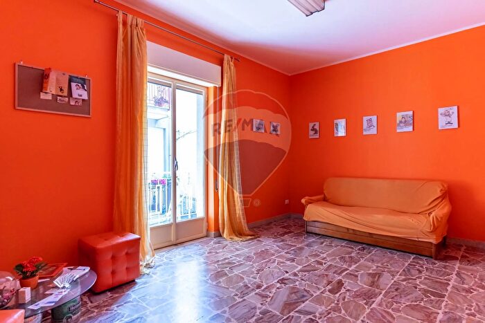 Appartamento quadrilocale in vendita in Via Isonzo, Francavilla Di Sicilia