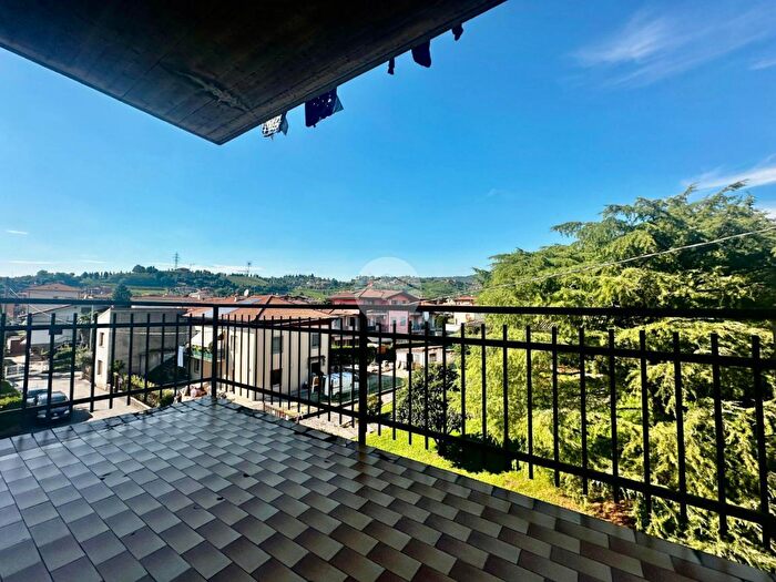 Appartamento trilocale in vendita in Via Dante Alighieri, Grumello Del Monte