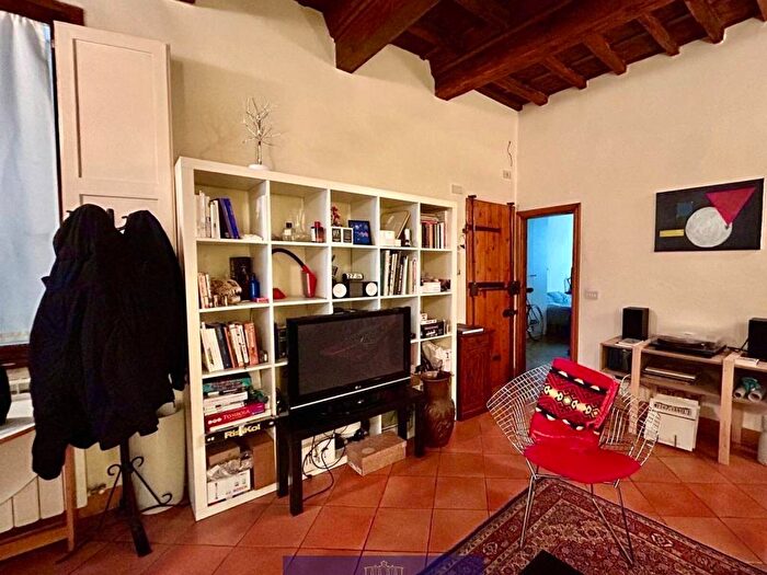 Appartamento quadrilocale in affitto in Via di Mezzo, SantAmbrogio, Firenze