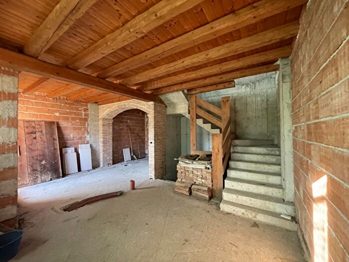 Casa con 6 locali in vendita in Via Rossini, Asolo