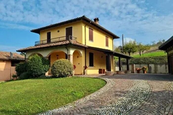 Casa bilocale in vendita in Località Bosco Casella Pietra De Giorgi, Pietra De Giorgi