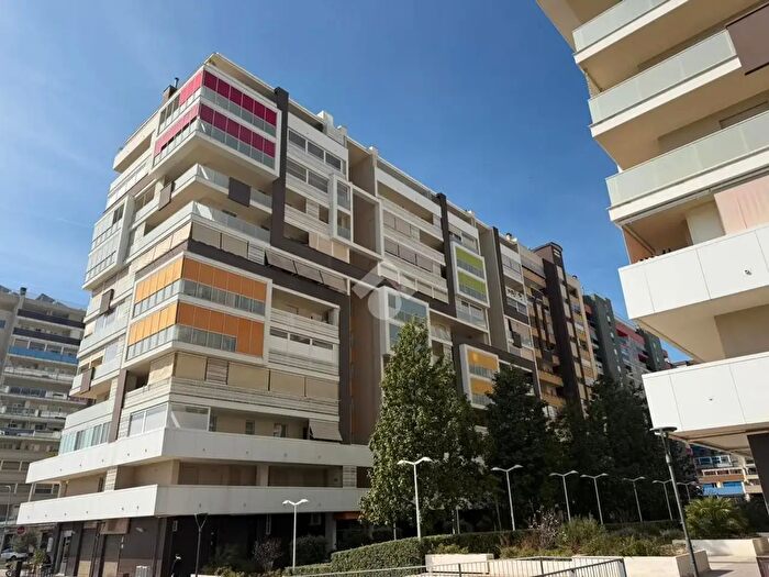 Appartamento quadrilocale in vendita in Via Giacomo Corcella, Barletta