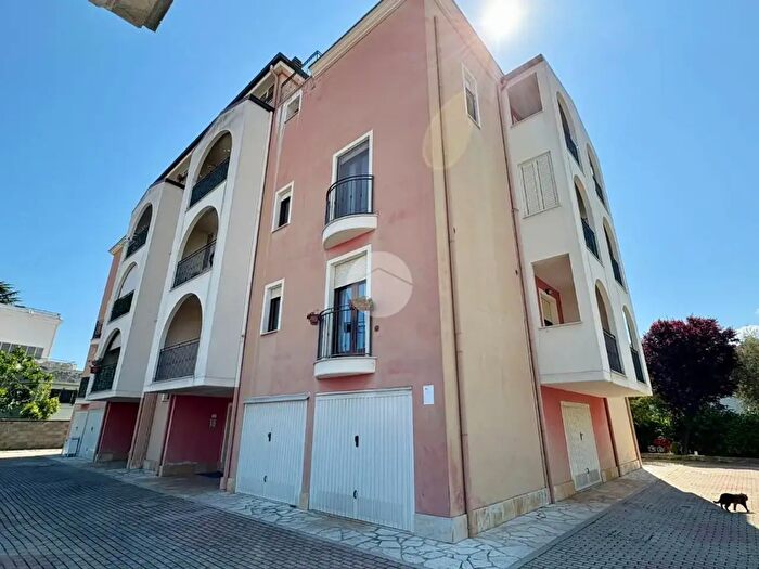 Appartamento trilocale in vendita in Via Beccaria, Montesilvano