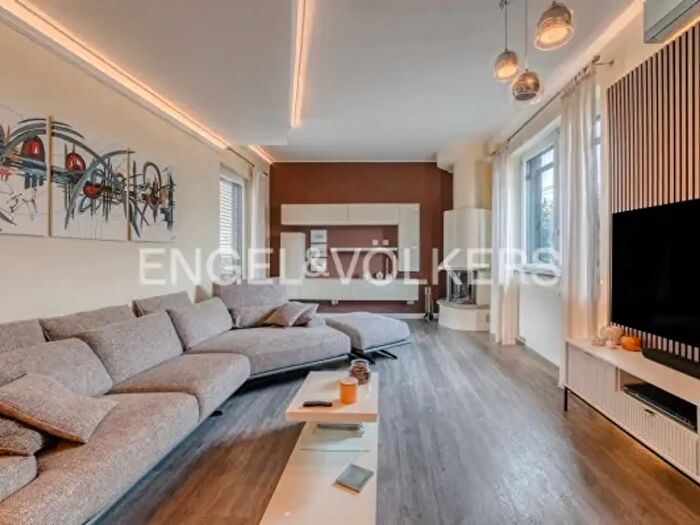 Casa con 6 locali in vendita in Via Piero Gobetti, Parabiago