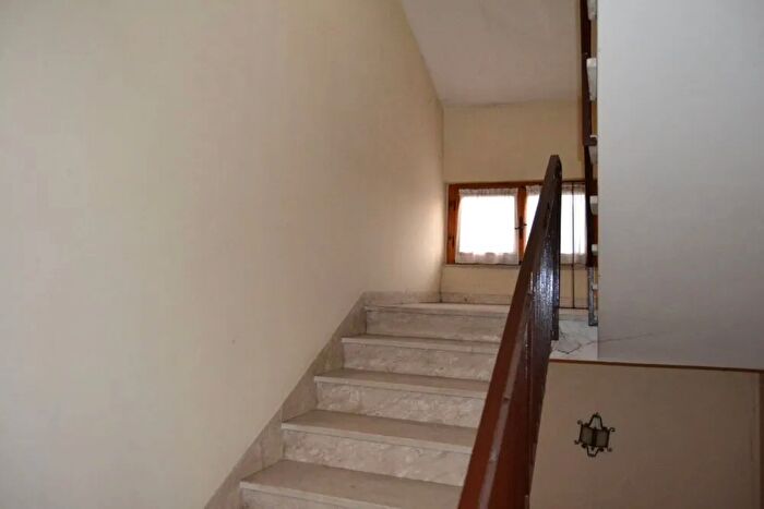 Appartamento con 7 locali in affitto in Citta Di Castello