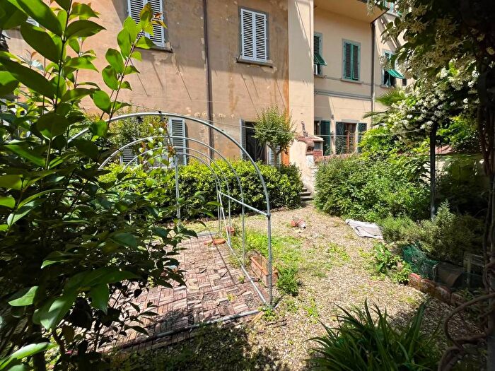 Appartamento quadrilocale in affitto in Via San Gallo, San Marco SS Annunziata, Firenze