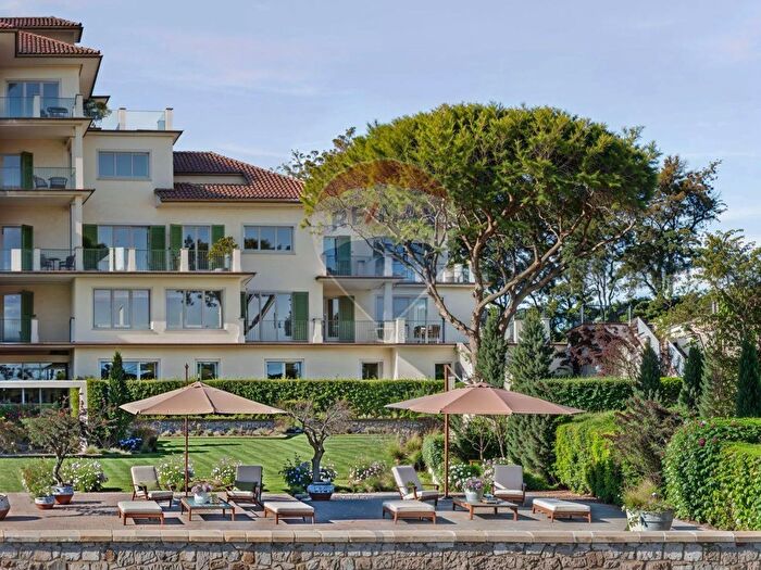 Appartamento trilocale in vendita in Arizzano