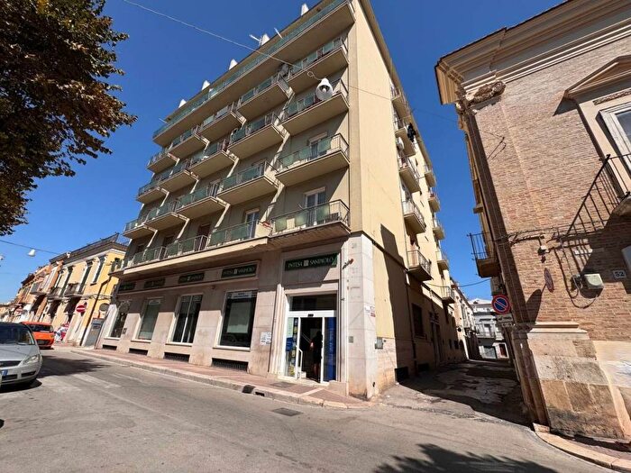 Appartamento con 6 locali in vendita in Via Isabella, San Severo