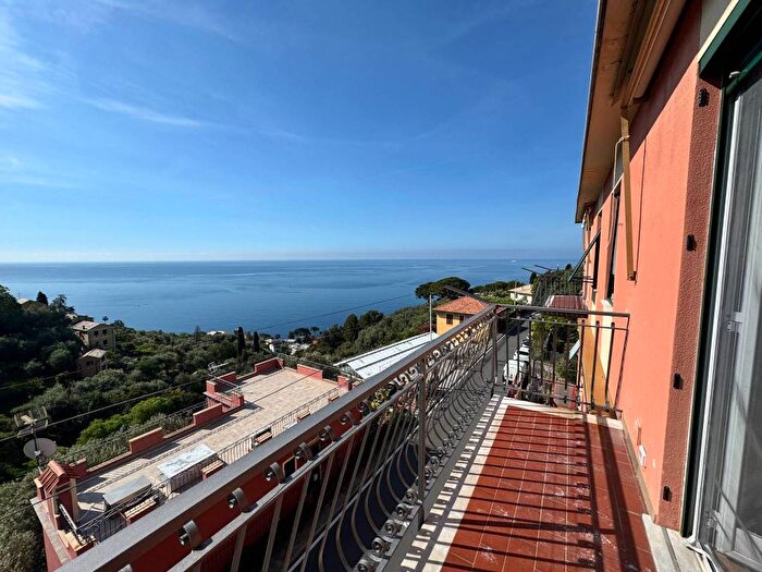 Appartamento trilocale in affitto in Centro, Pieve Ligure