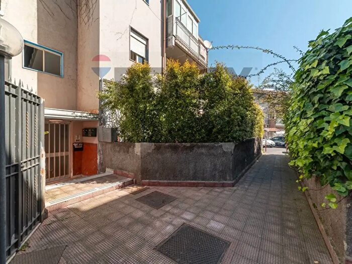 Appartamento quadrilocale in vendita in Via San Domenico Savio, Gravina Di Catania