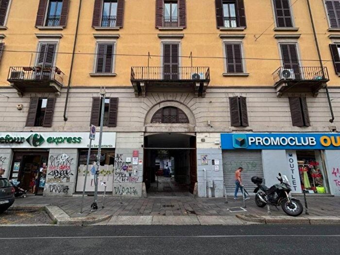 Appartamento monolocale in affitto in Corso San Gottardo, Milano