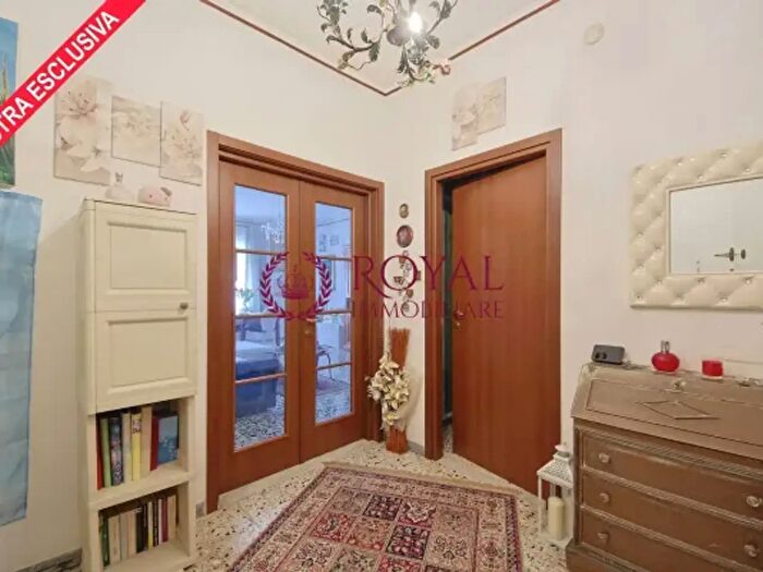 Appartamento quadrilocale in vendita in Via Elia Baquis, Livorno