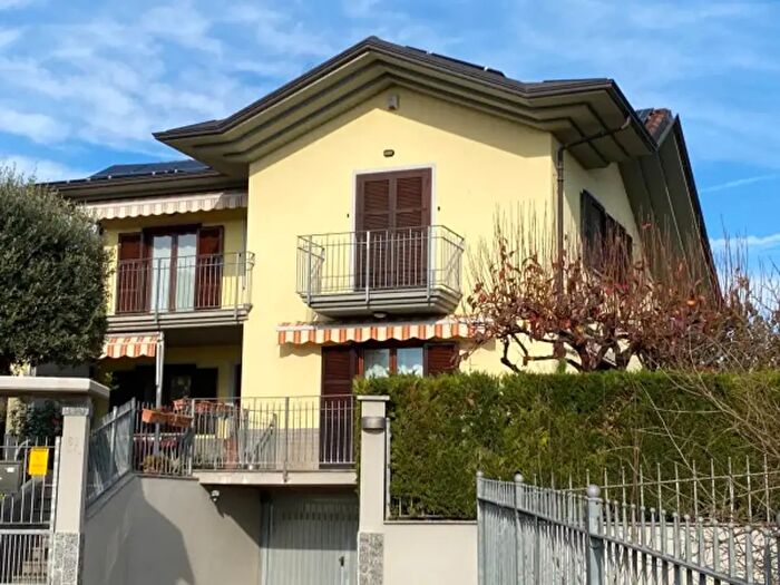 Casa con 6 locali in vendita in Strada Santa Maria, Rivoli