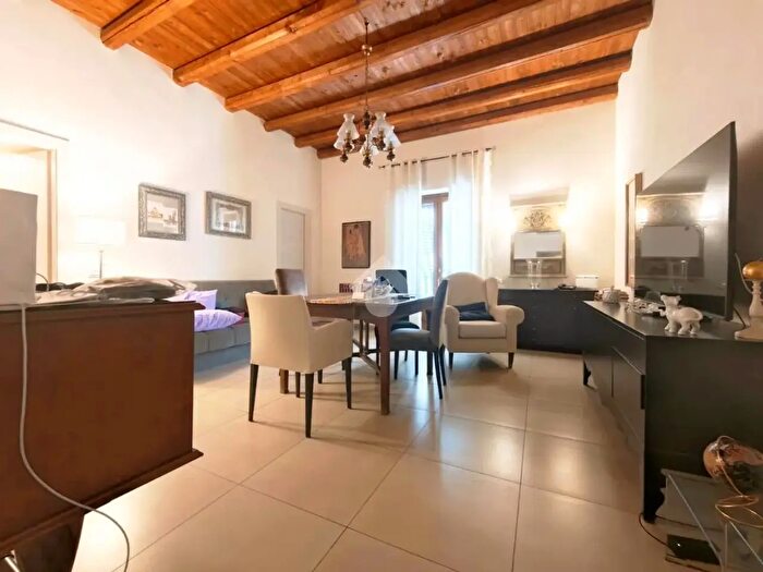 Appartamento trilocale in vendita in Via della Rosa alla Gioiamia, Palermo