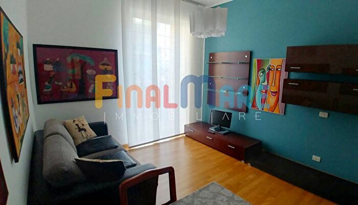 Appartamento trilocale in affitto in Via Torino, Centro, Finale Ligure