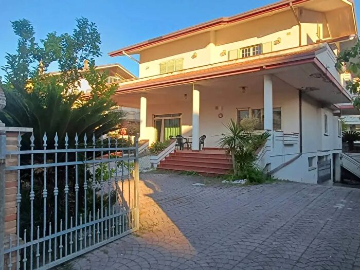 Appartamento bilocale in vendita in Via Ignazio Silone, Tortoreto