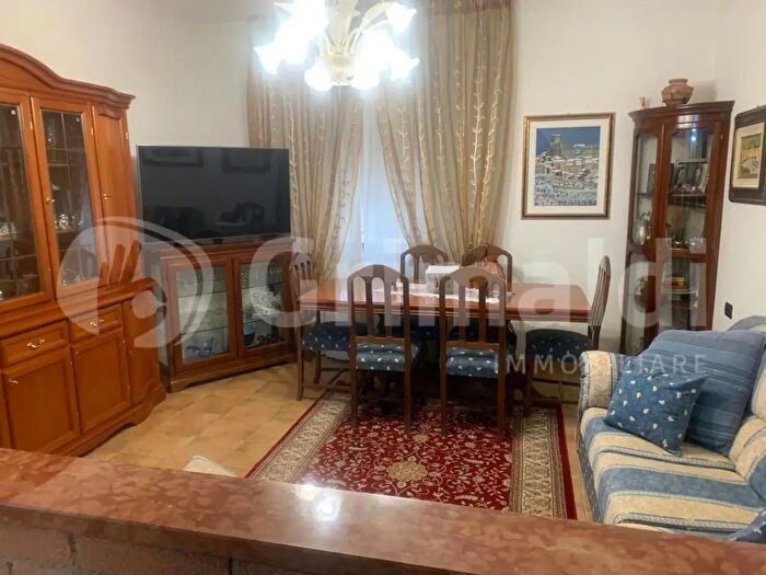 Appartamento quadrilocale in vendita in Via Dante Alighieri, Bastia Umbra