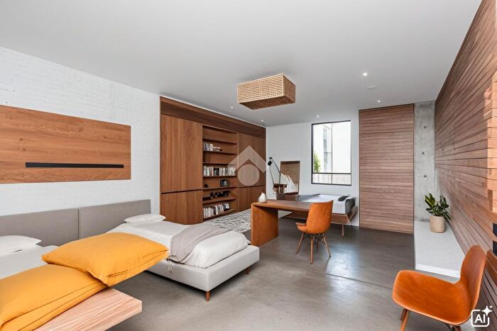 Appartamento trilocale in vendita in Via Pietro Cossa, Torino