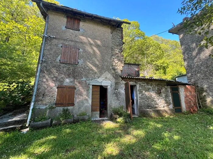 Casa trilocale in vendita in Localita Bucino, Pescaglia