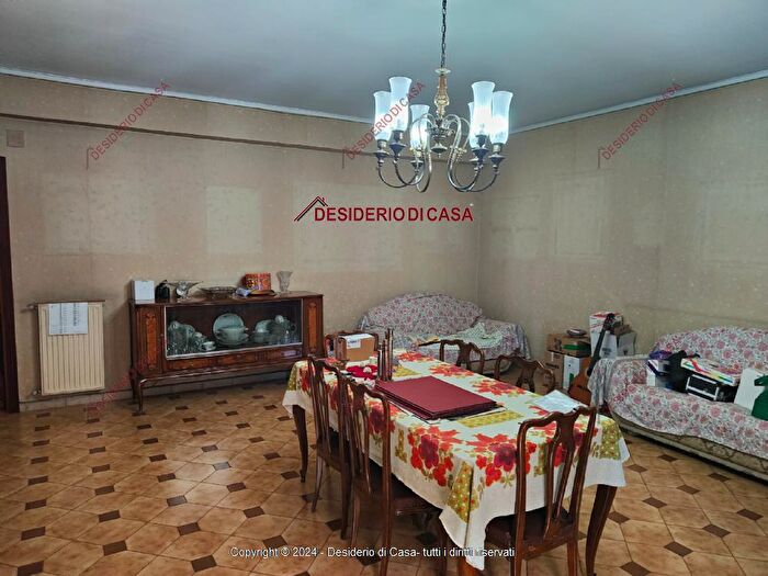 Appartamento quadrilocale in vendita in Via Gaspare Palermo Palermo Pa Italia, Palermo