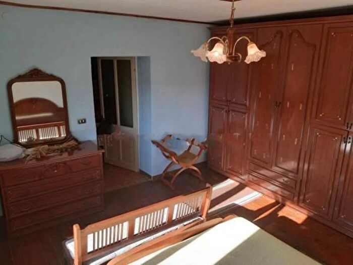 Casa trilocale in vendita in Via Roveri, Giacciano Con Baruchella