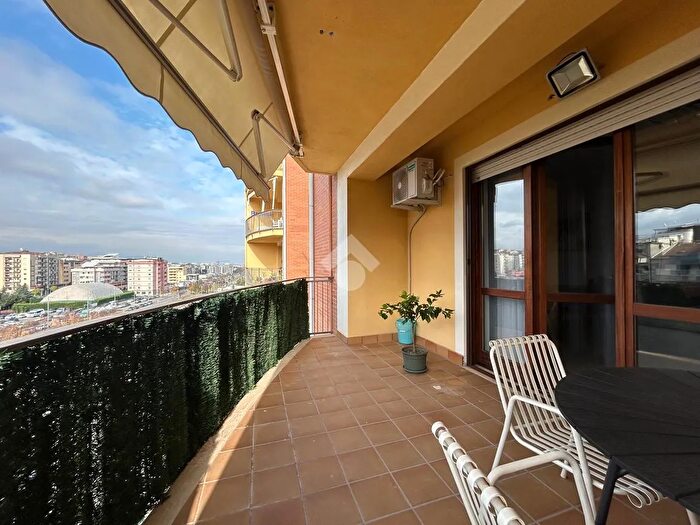 Appartamento quadrilocale in vendita in Viale Giacomo Mancini, Cosenza