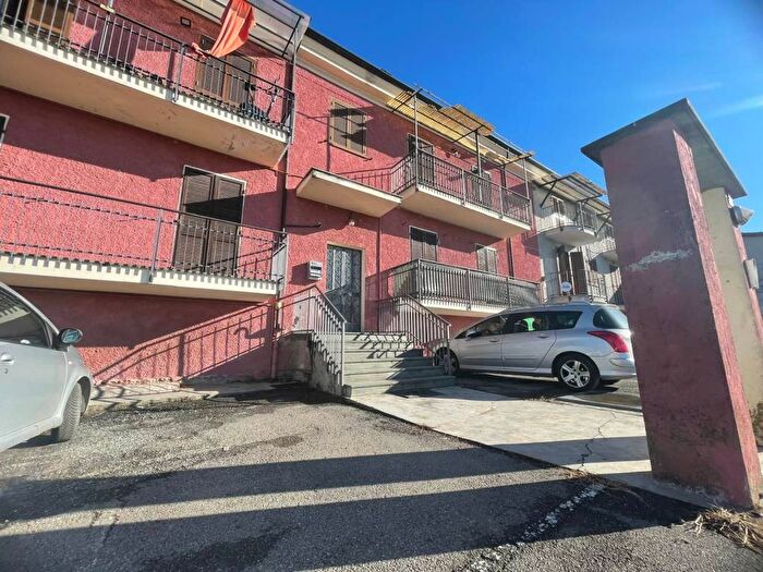 Appartamento trilocale in affitto in Strada Tirabrasse, Bricherasio