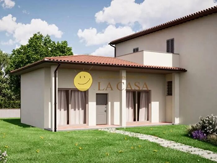 Casa con 5 locali in vendita in Reggello