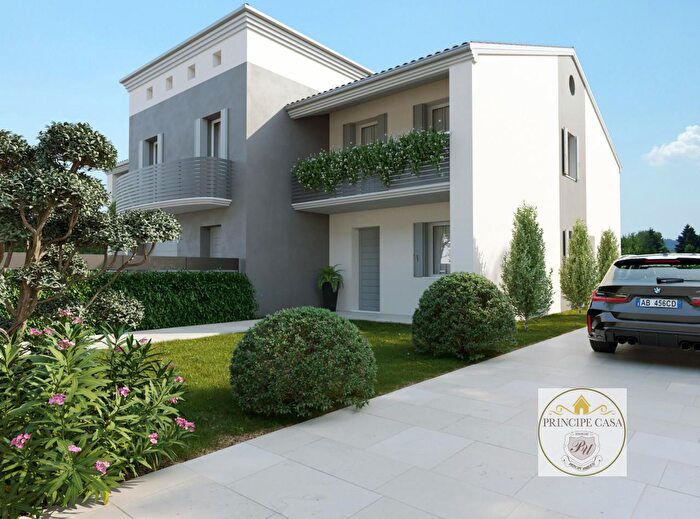 Casa quadrilocale in vendita in Via San Luigi Orione, Borgo Veneto