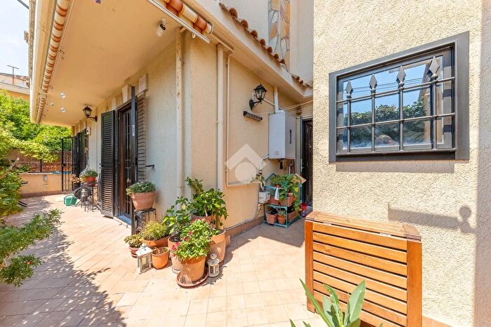 Appartamento trilocale in vendita in Via Fosso dellOsa, Roma