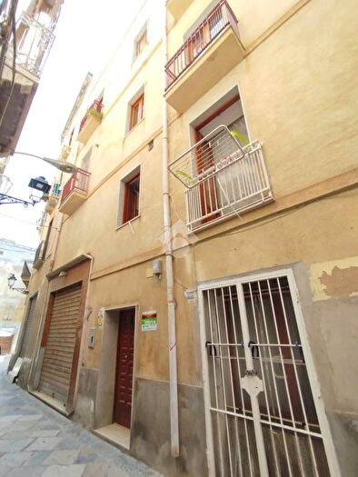 Appartamento quadrilocale in vendita in Via S Francesco di Paola, Trapani